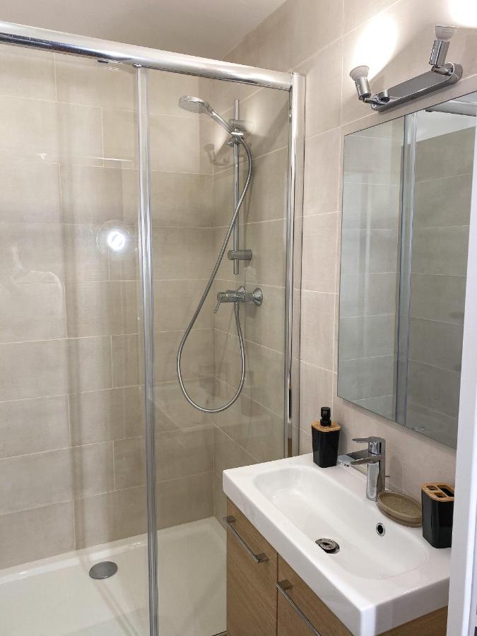 Luxueux Appartement Evry Centre - Parking - Rer A 10 Min Courcouronnes Zewnętrze zdjęcie