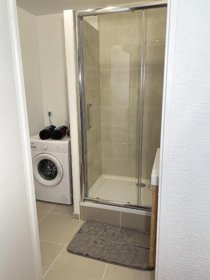 Luxueux Appartement Evry Centre - Parking - Rer A 10 Min Courcouronnes Zewnętrze zdjęcie